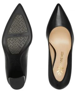 Nine West Astoria 9x9 Pumps