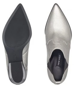 Nine West Cahluz Western Booties Metallic Mindset
