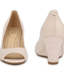 Nine West Cape 9x9 Dress Wedges