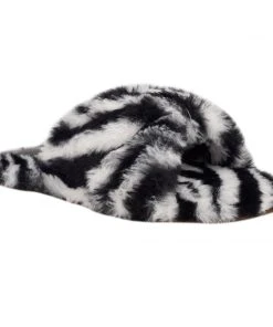 Nine West Cozy Flat Slide Sandals