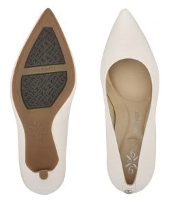 Nine West Fifth 9x9 Pointy Toe Pumps Heels