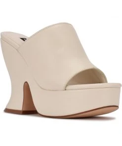 Nine West Flower Platform Slide Sandals Y2K Revival