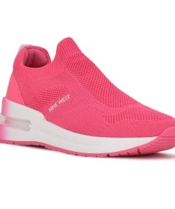 Nine West Foto Slip On Sneakers Y2K Revival