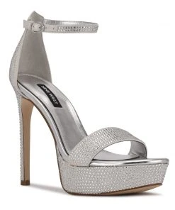 Nine West Goout Platform Sandals Y2K Revival