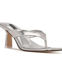 Nine West Y2K Revival Nest Heeled Thong Sandals