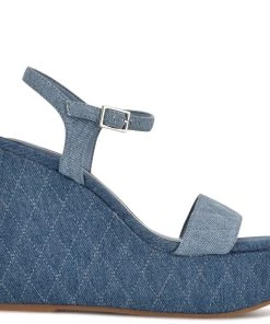 Nine West Y2K Revival Nila Platform Sandals