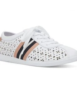 Nine West Flats Raven Lace Up Sneakers