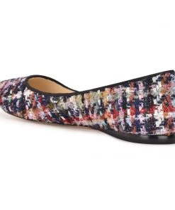 Nine West Speakup Almond Toe Flats 8 Nine West Speakup Almond Toe Flats